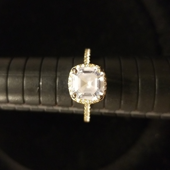 Vera Wang engagement/wedding ring 925 diamond simulate - Picture 3 of 7